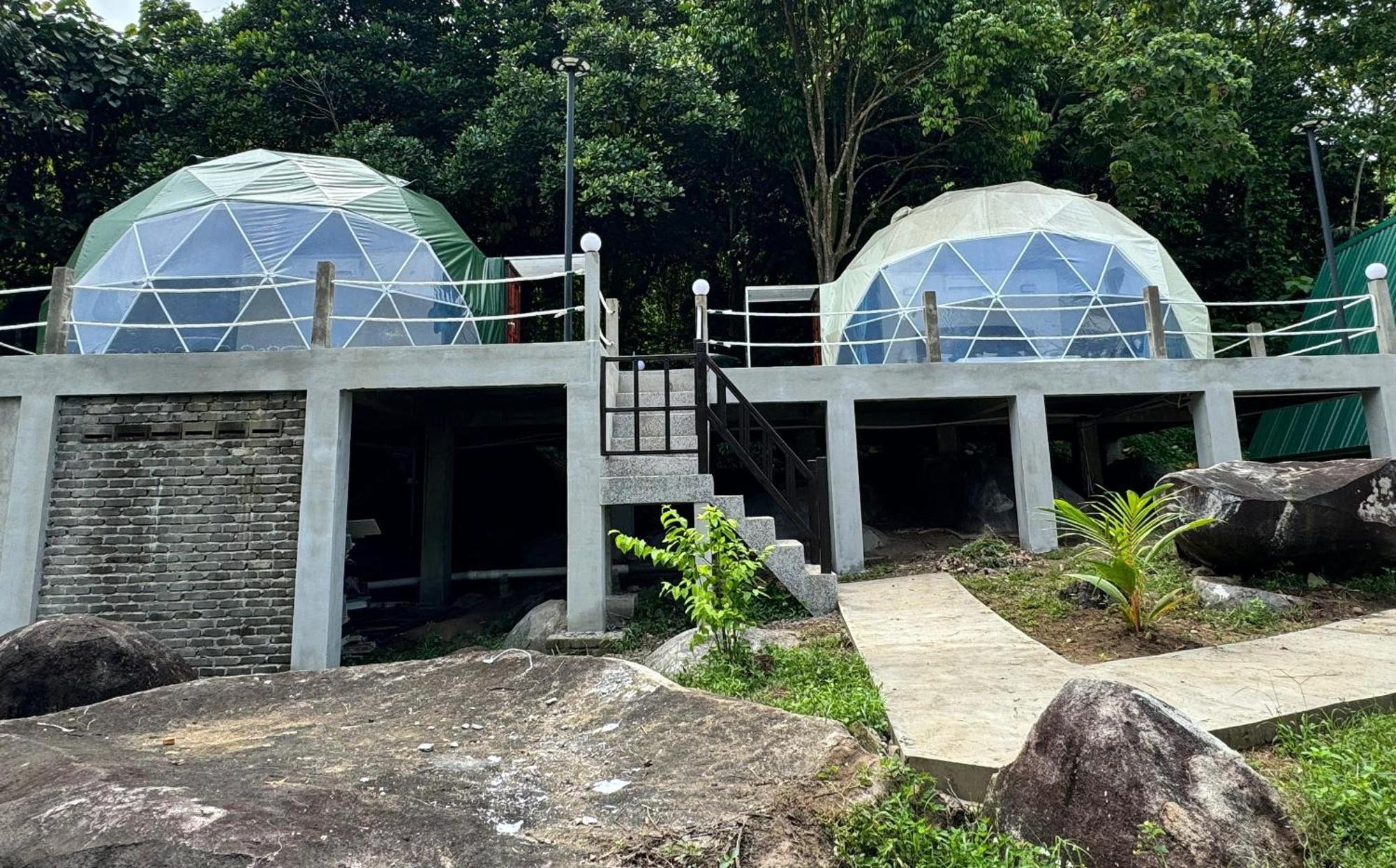 Dumba Bay Tioman Hotell Kampung Genting Exteriör bild